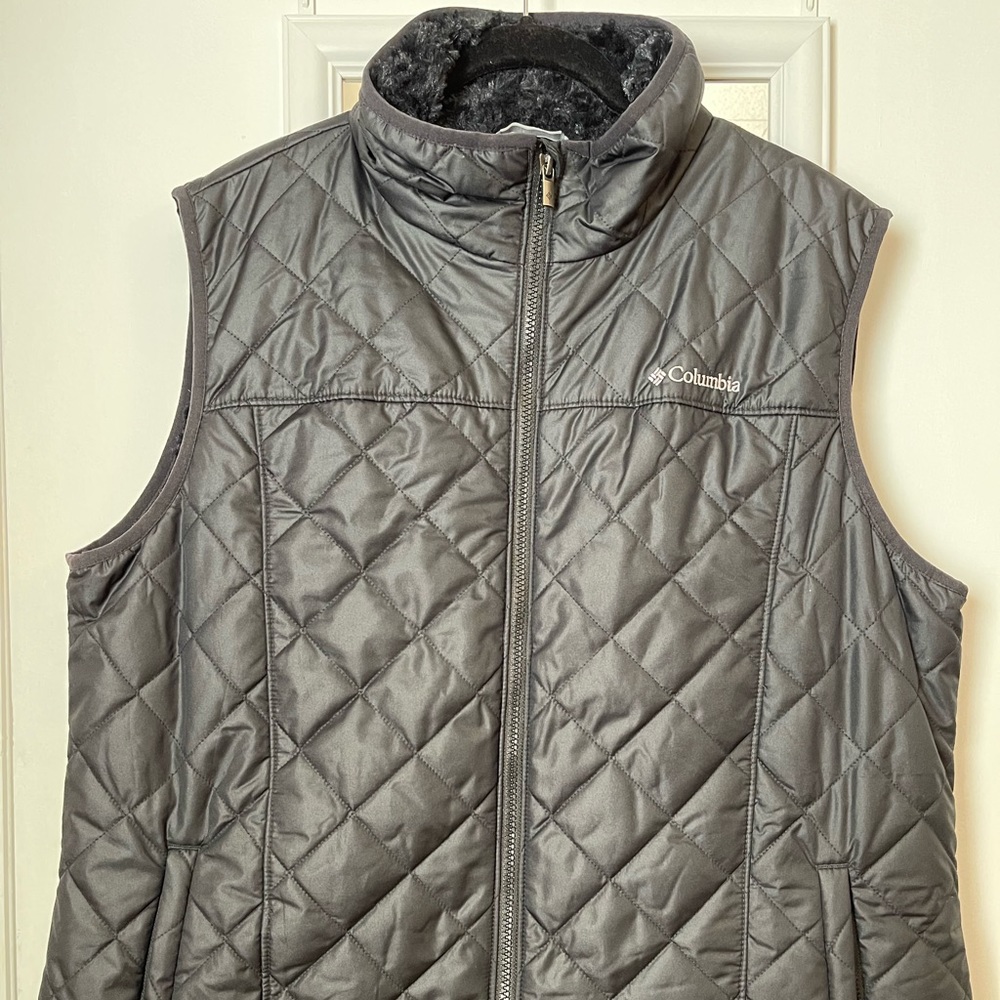 Columbia Women’s Copper Crest Stand Collar Water Resistant Vest - XXL